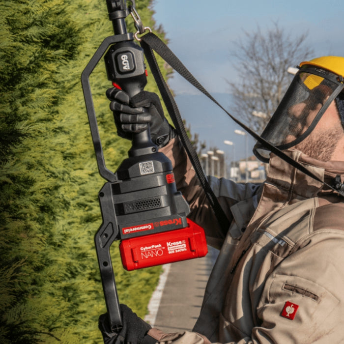 Kress Commercial 60V 55 cm Long Shaft articulating (145°) Pole Hedge Trimmer KC270.9