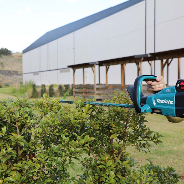 Makita 18V Brushless Hedge Trimmer 600mm DUH602Z