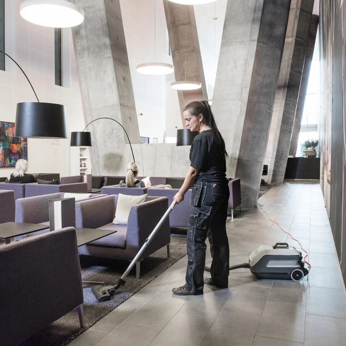 Nilfisk VP600 Commercial Dry Energy Saving Canister Vacuum with Detachable Cord